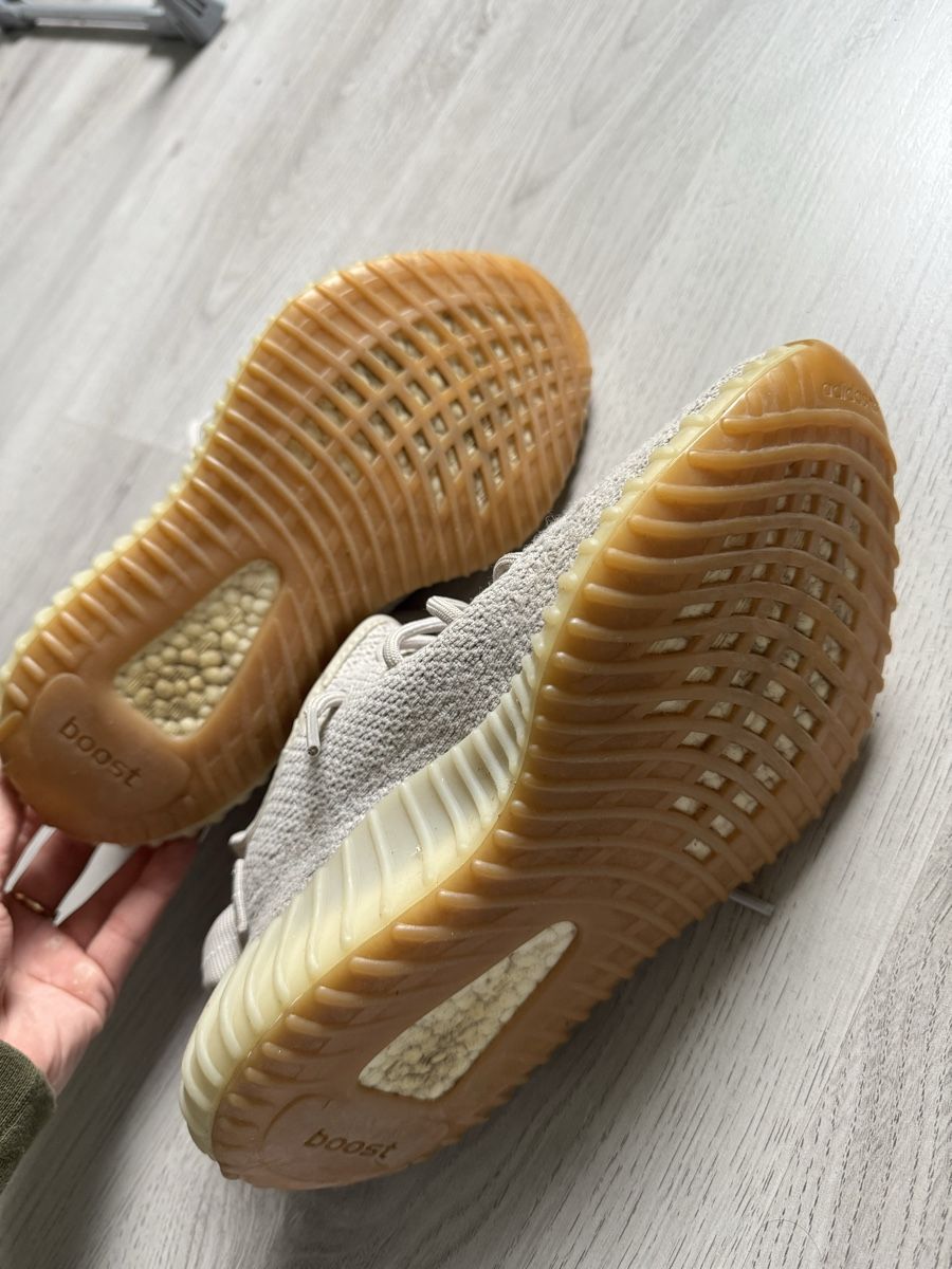Herrenschuhe: Yeezy Boost 350 V2 – Neu (gemäss Beschreibung) aus Les Verrières von chl_5bnz 2