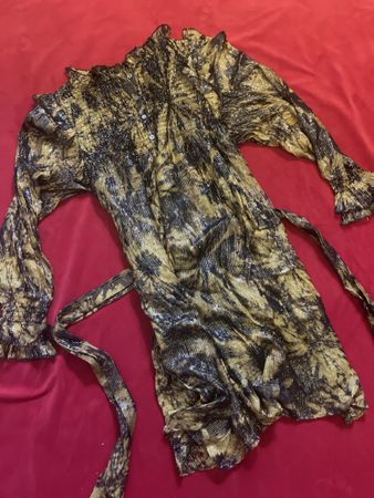 Kleid mit Leopardenmuster und Glitzerfäden Grösse S