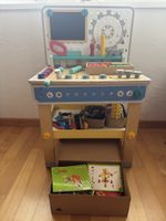 Kinder-Werkbank aus Holz mit viel Zubehör & Baufix-Baukasten