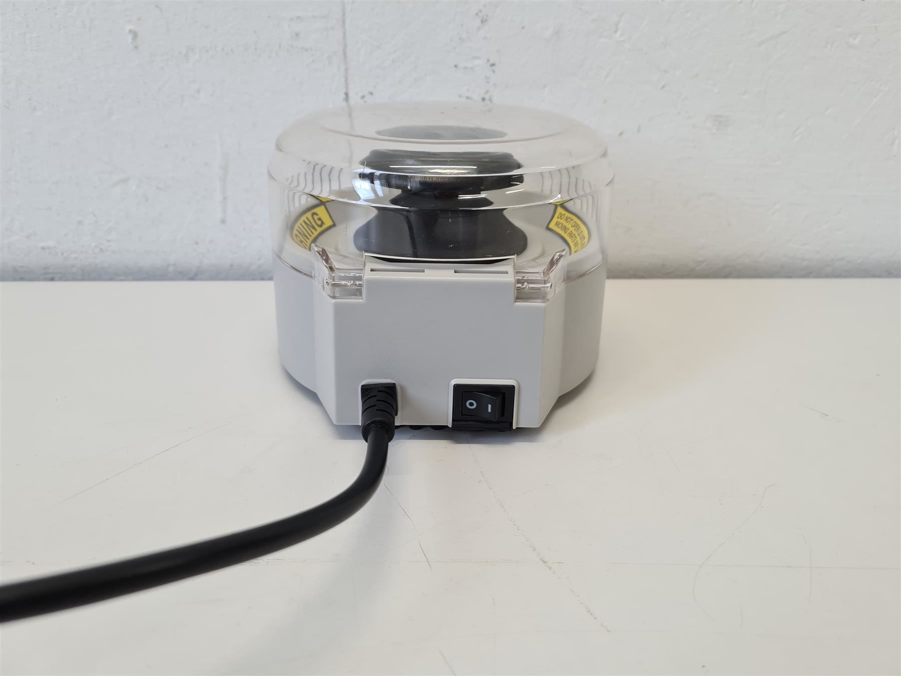 Accessori da laboratorio: Fisher Scientific 3722L Mini Centrifuge – Usato da Niederdorf venduto da LeptonAG_Labor 3