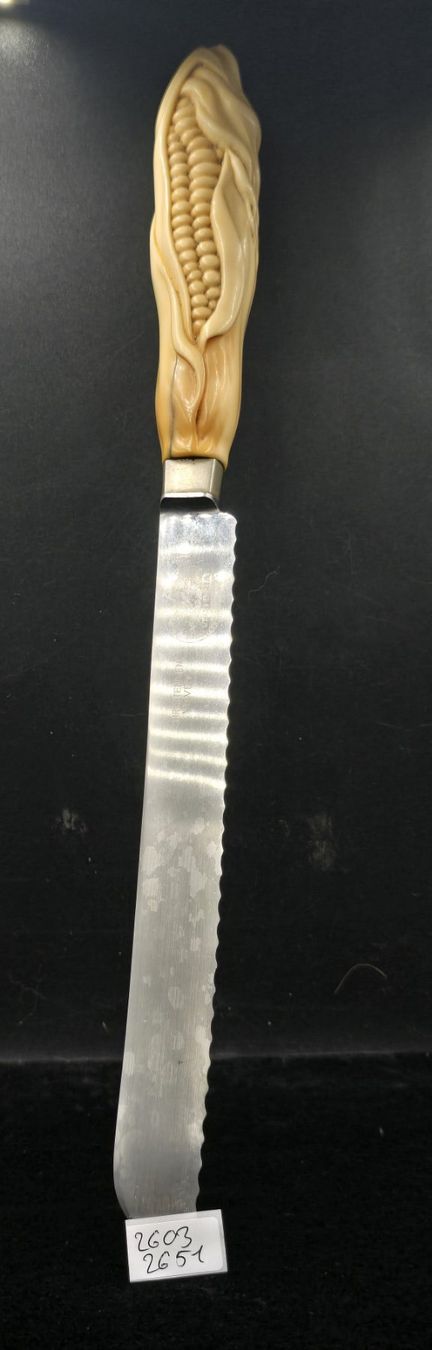 Coltelli da cucina: Brotmesser mit Maiskolben Griff – Usato da Rorschacherberg venduto da snOOpydOg11