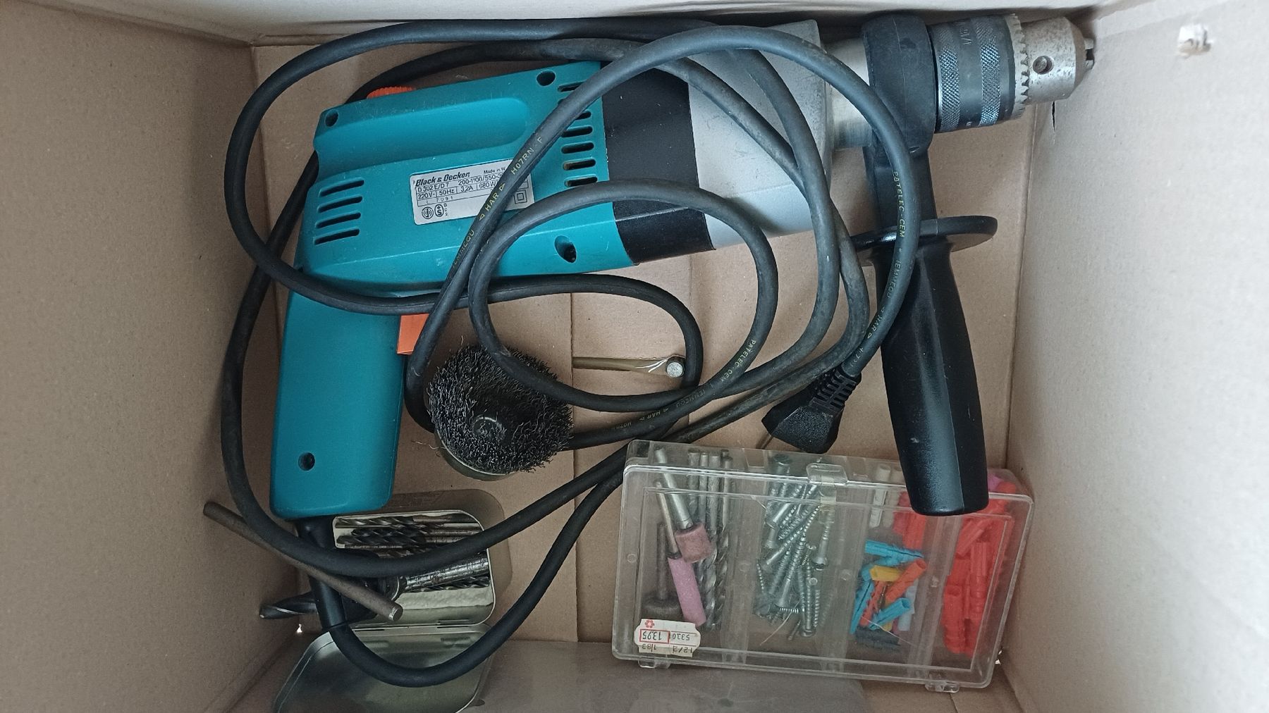 Trapani: Hochwertige Bohrmaschine  Black & Decker – Usato da Flawil venduto da Naphtali 5