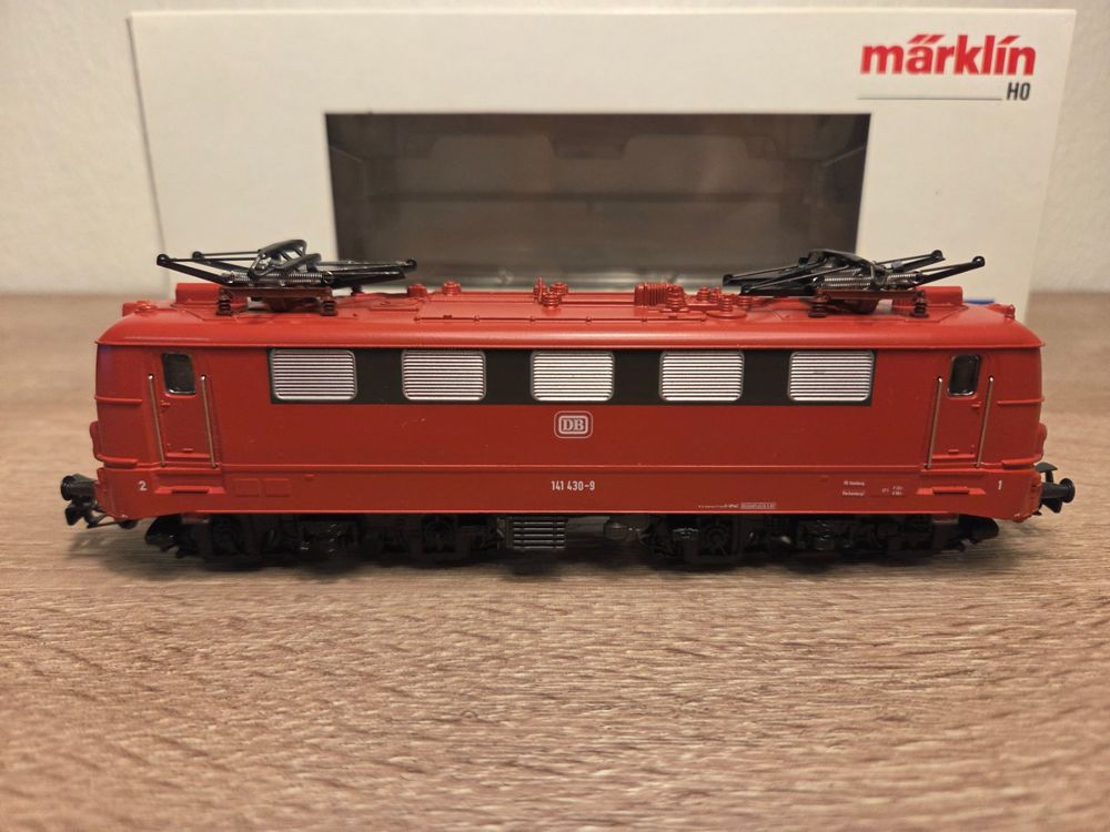 Märklin 3037 Locomotive électrique Verte DB BR 141, Analogique AC, état TB D'occasion