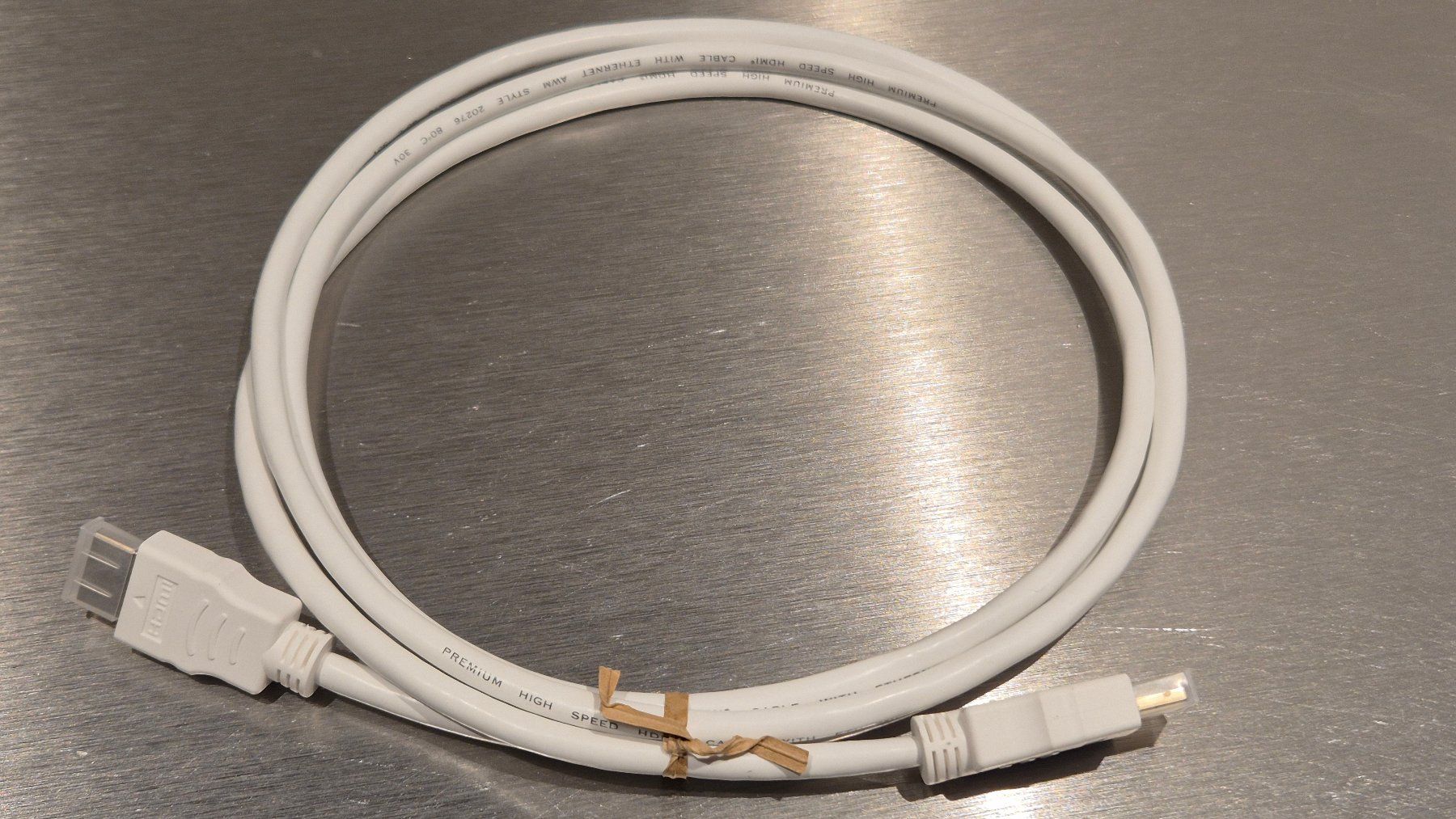 Cavi: Premium High Speed HDMI Kabel, weiss, 1.8m – Usato da Bischofszell venduto da worldoftoday