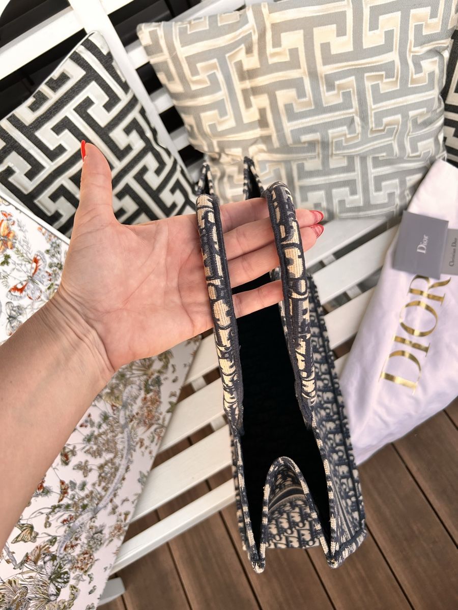 Dior Borse da donna: Dior Book Tote – Nuovo (secondo la descrizione) da Rotkreuz venduto da Annie_87 4