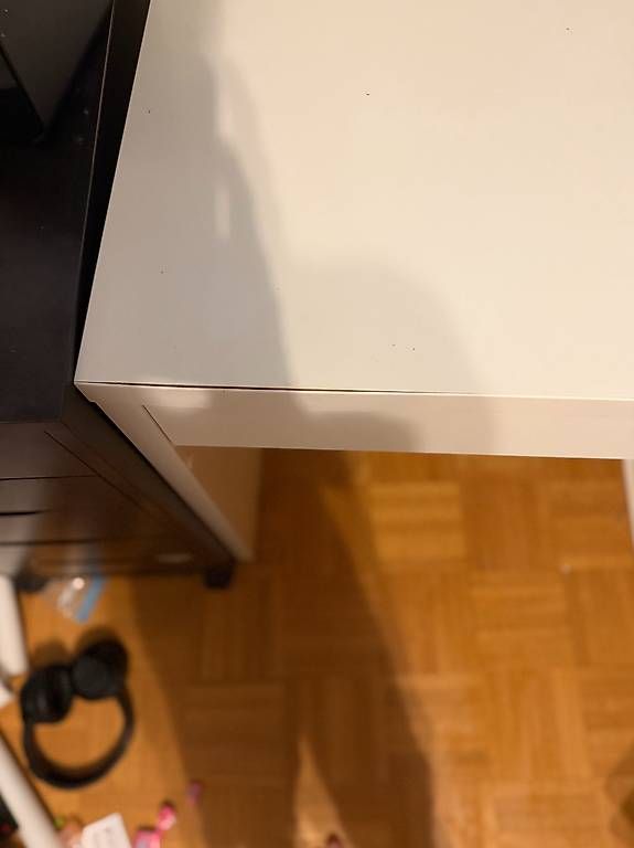 Scrivanie: Bureau ikea Micke petit – Usato da Morges venduto da salamat78 2