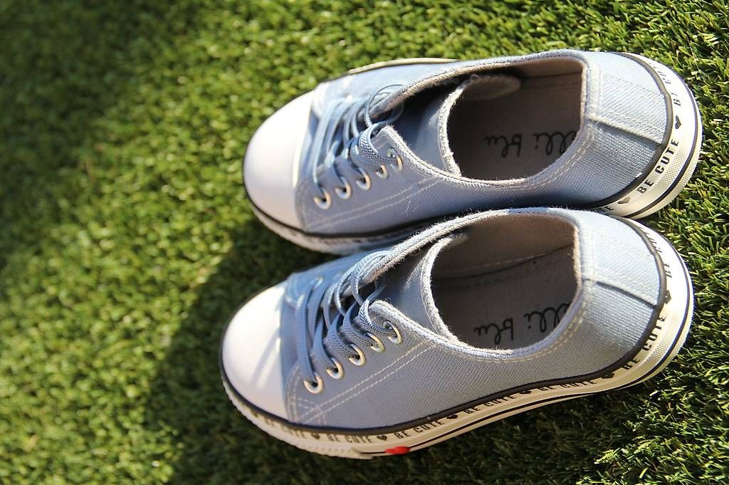 Scarpe per ragazze: Mädchen Sneakers wie Canvas Gr. 31 – Usato da Lenggenwil venduto da Reto888 2