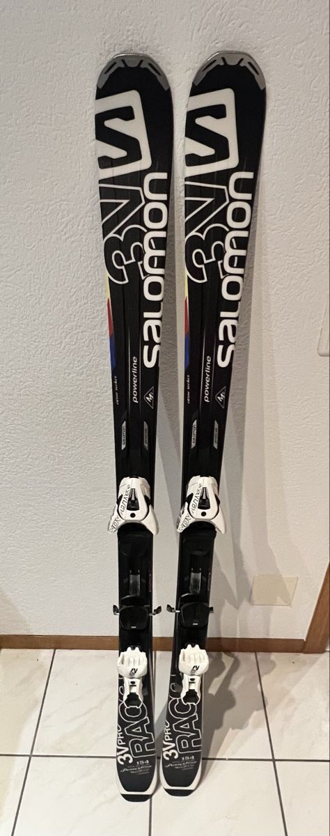 Skis: Salomon Ski + Skischuhe – Gebraucht aus Rothenthurm von Seppentoni1