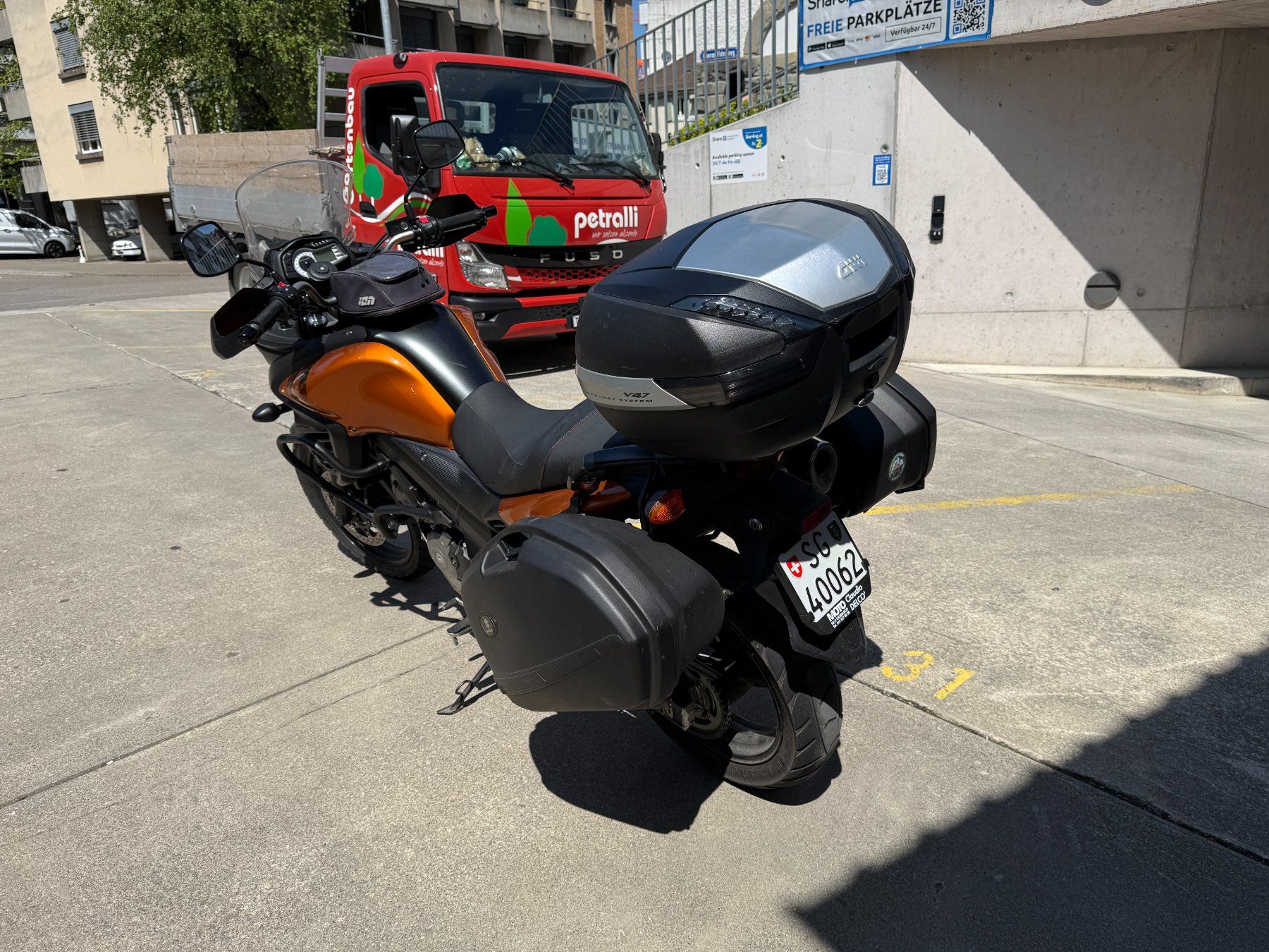 Suzuki Touring: Suzuki V-Strom DL650A – Usato da St. Gallen venduto da for_yg97 2