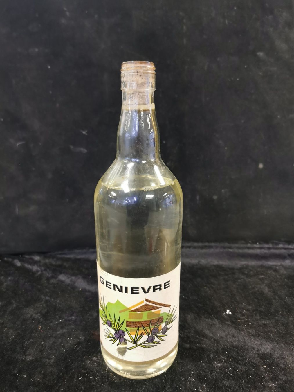 Bevande alcoliche: GENEVIÈVE ANCIENNE BOUTEILLE RARE ! – Nuovo (secondo la descrizione) da Genève venduto da Leboucheoreilles