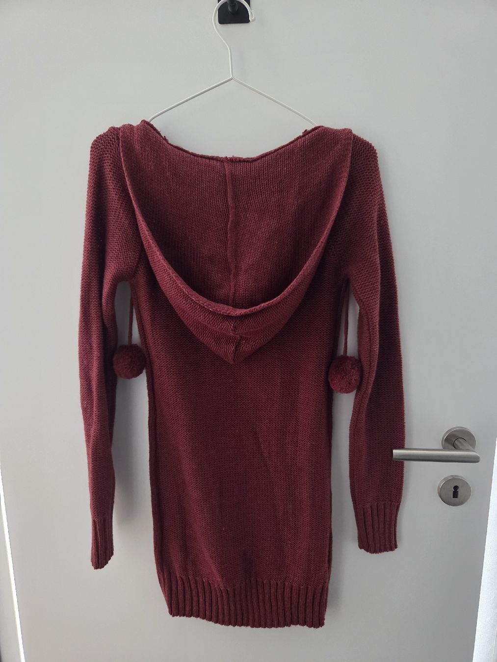 Vestiti: Rotes Strickkleid mit Kapuze Gr. XS – Usato da Kriens venduto da ..stx.. 1
