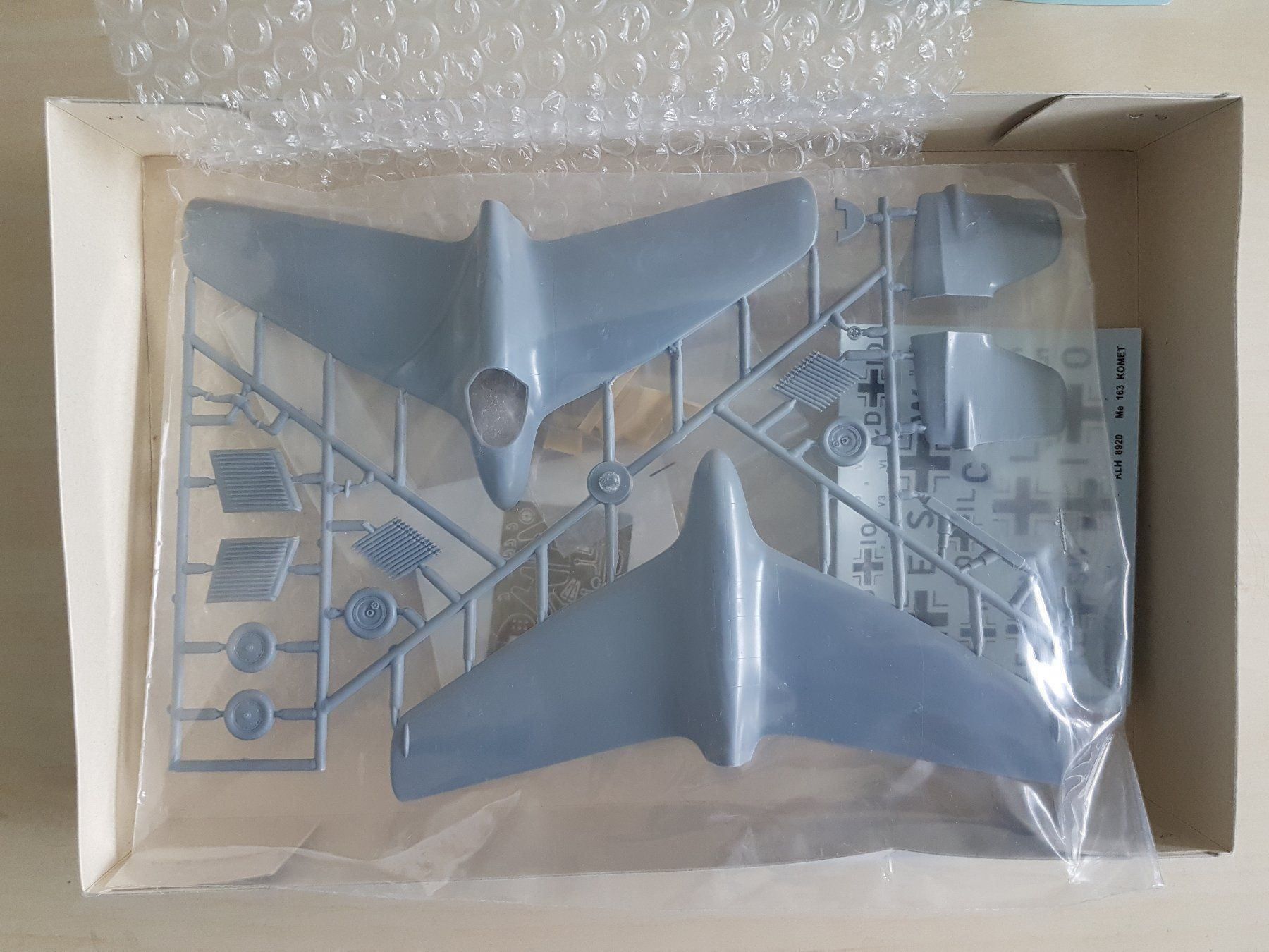 Kit di modellismo & Modellini statici: 1:48 Messerschmitt Me 163 A Komet - Flashback KLH8920 – Usato da Bassersdorf venduto da jackbmw 2