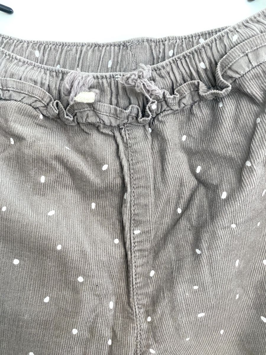 H&M Pantaloni: Hose H&M – Usato da St.Gallen venduto da lenna8 1