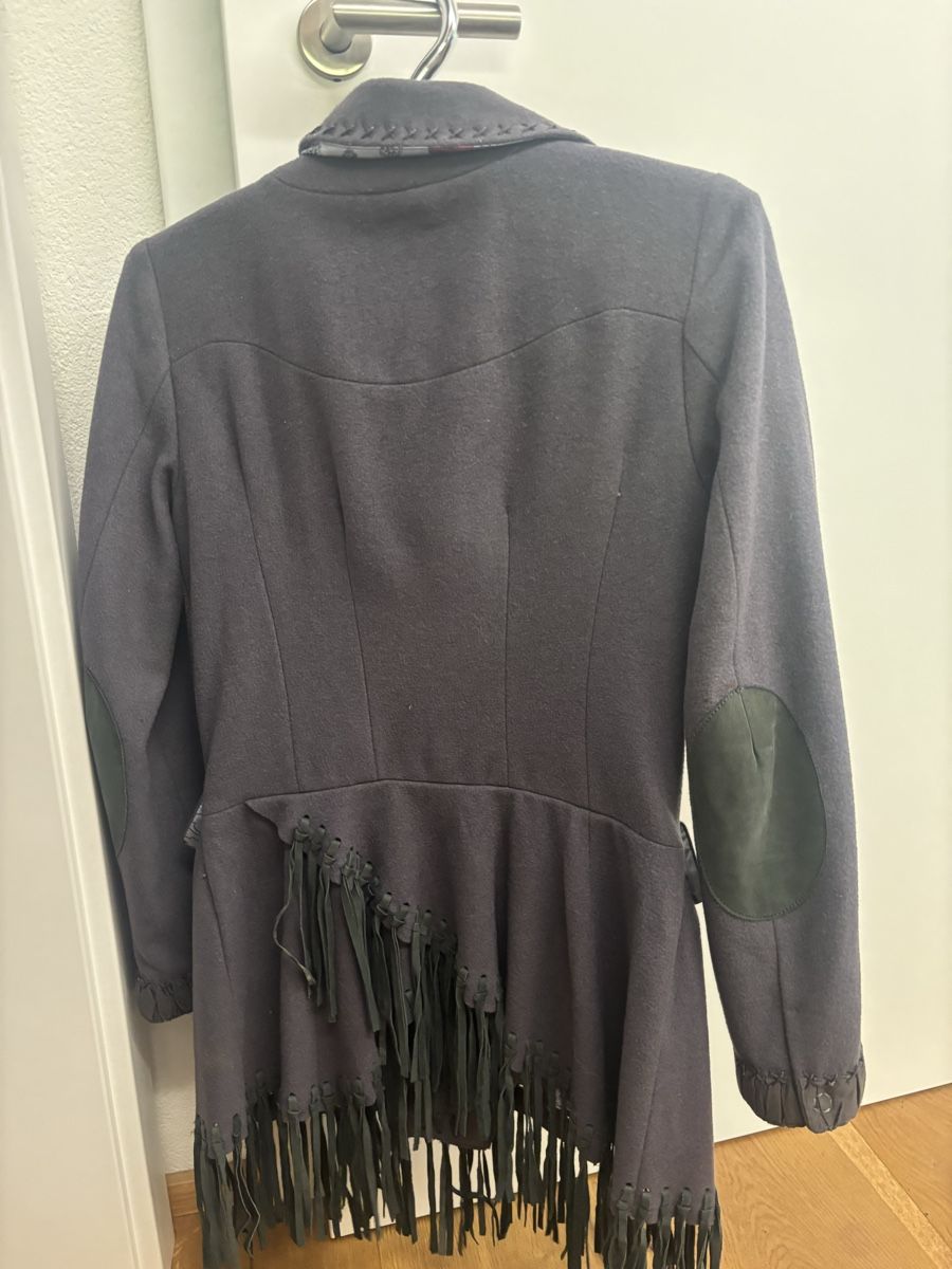 Odd Molly Giacche: Odd Molly Jacke anthrazit mit Fransen – Usato da Niederscherli venduto da catch_helene 1