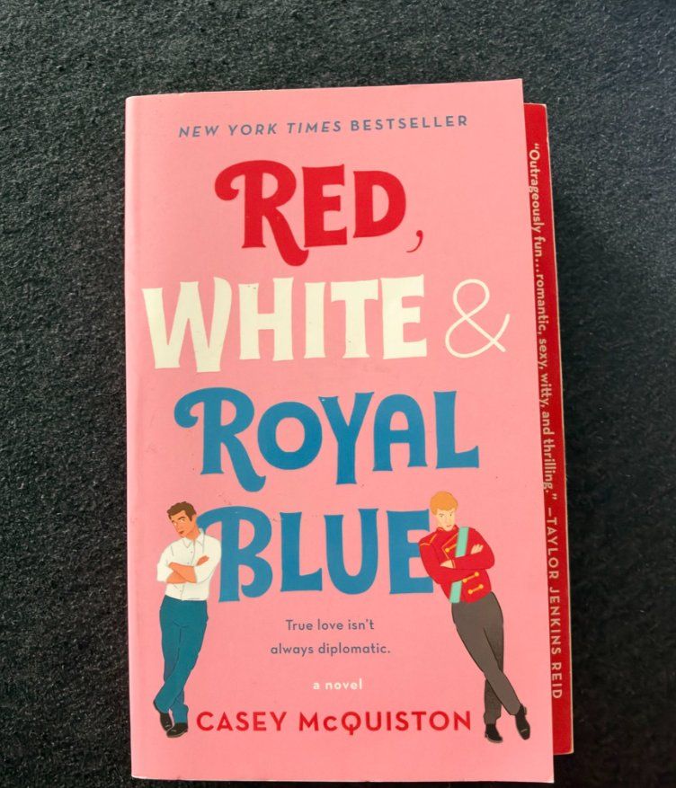 Bücher: Red, White & Royal Blue Book – Gebraucht aus Matten b. Interlaken von anisacorner 3