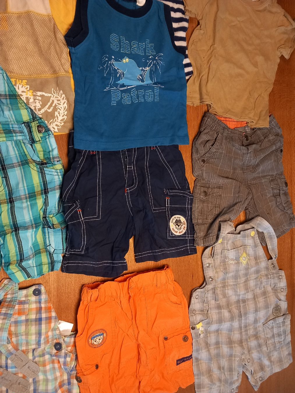 Lotti & Set di vestiti: lot 74 – Usato da Courrendlin venduto da tititchoun 2