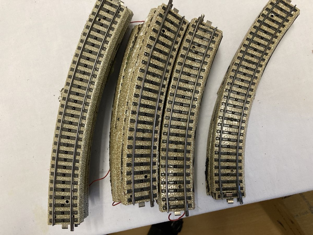 Märklin Modelleisenbahnen: Märklin Schienen – Gebraucht aus Port von Ipuel 1