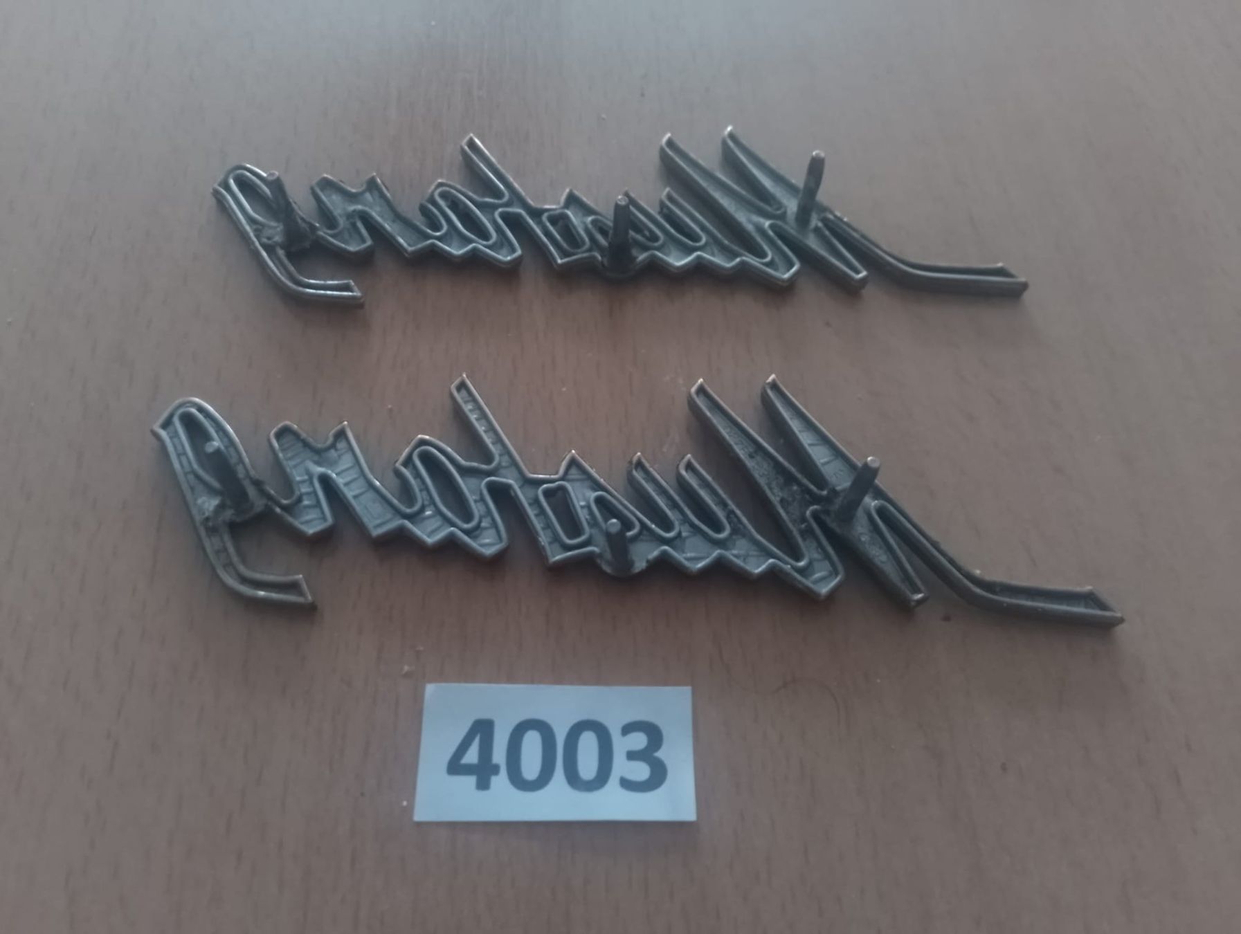 Ford Tutti pezzi di ricambio auto: Emblem, Mustang   2stk. – Usato da Niedergösgen venduto da usc_l8gm 2