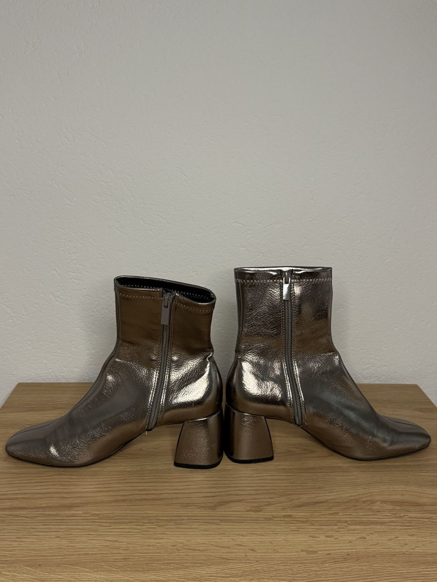 Stradivarius Damenschuhe: Stradivarius Stiefeletten Metallic Gr. 39 – Gebraucht aus Kreuzlingen von ann_dtk7 3