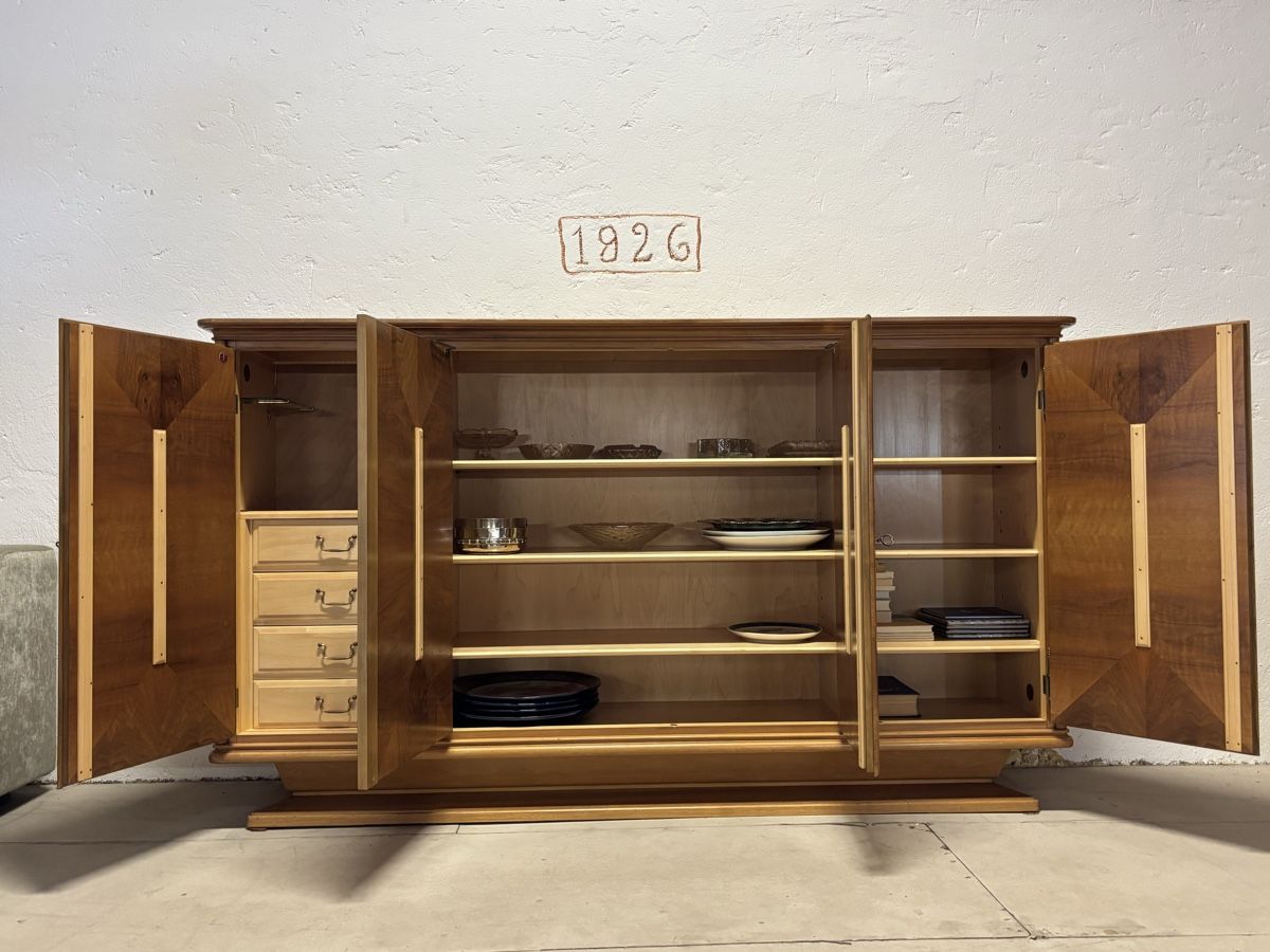 Credenze: Vintage Schweizer Buffet / Anrichteschrank  – Usato da Genève venduto da anj_qck2 2