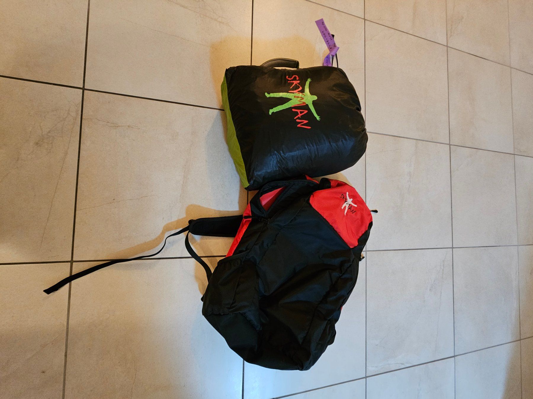 Parapluie Léger Skyman Sir Edmund Race 20 – EN B – 1,8 Kg – Occasion – Hike & Fly