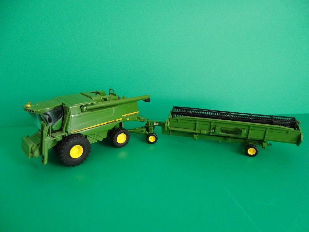 c1 Siku 1876 John Deere T670i Mähdrescher (Gebraucht) in Uetendorf für