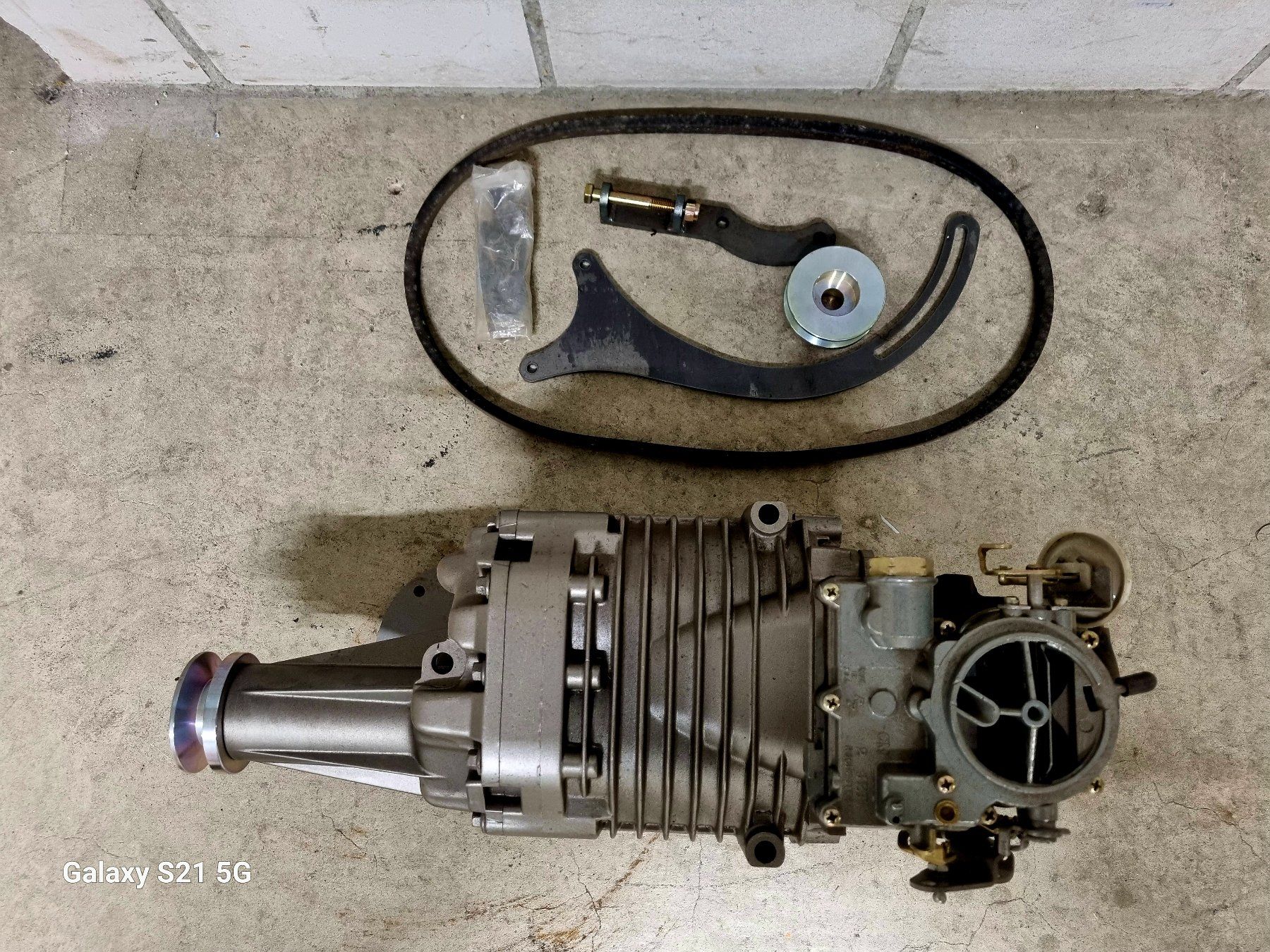 Autos: Supercharger / Kompressor Ford Flathead – Gebraucht aus Rüti ZH von Fideris100 1
