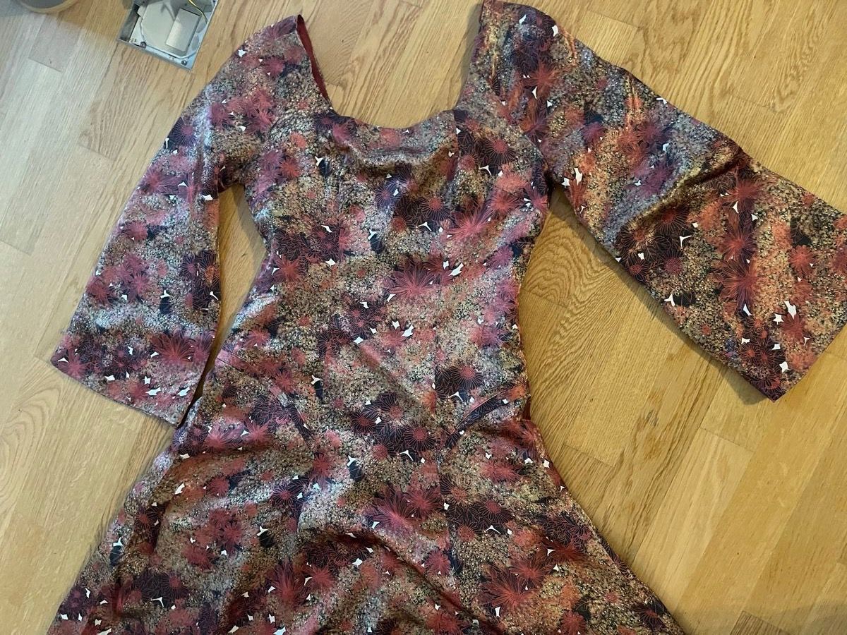 Vestiti: Seidenkleid – Usato da Rüschlikon venduto da Lajniii 3
