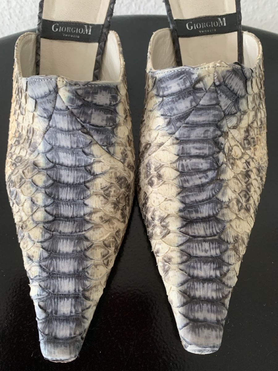 Scarpe da donna: GiorgioM: Pantoletten aus echtem Pythonleder, 36.5, NP 399.- – Usato da Luzern venduto da paulablue 3