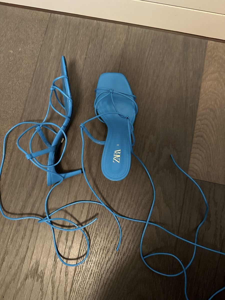 Zara Damenschuhe: Zara Blue Lace Up Heels 39 – Gebraucht aus Kilchberg von AK_KB 1