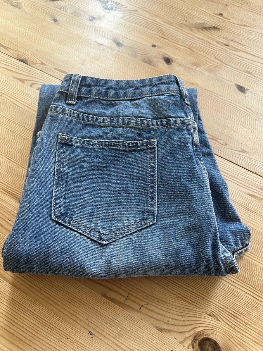 Shein Jeans: Shein Tall Jeans, Gr. M, destroyed Look . – Usato da Schöfflisdorf venduto da Katrins02