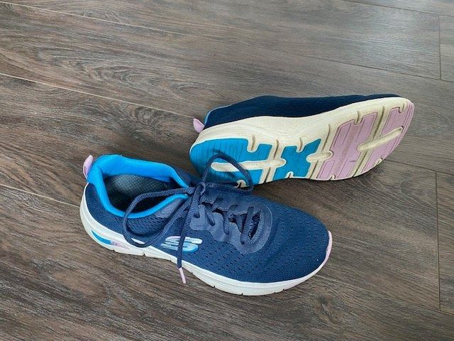 Skechers Damenschuhe: Sketchers Archfit Gr. 40 – Gebraucht aus Horgen von nafets8810 1