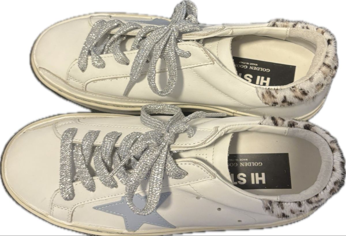 Golden Goose Scarpe da donna: Golden Goose White & Grey Pattern Sneakers – Usato da Chur venduto da Cuteclothes7k