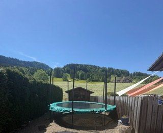 Trampolini: EXIT Trampolin Umfang 13.19m – robust – Usato da Appenzell venduto da marvdo