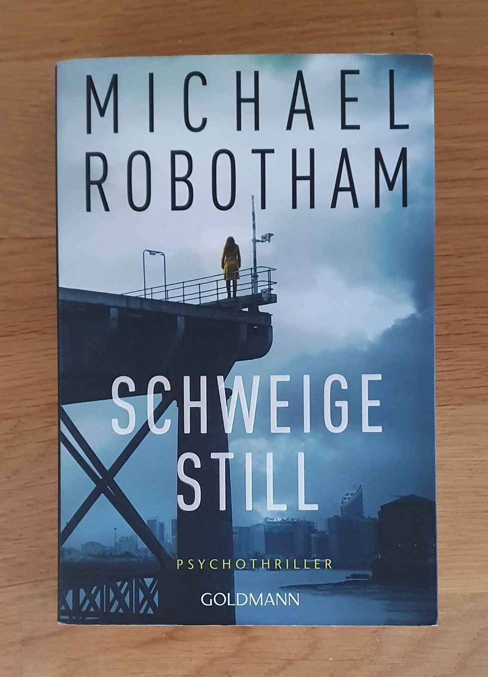 Libri: Schweige Still / Michael Robotham – Usato da Emmenbrücke venduto da Re6020