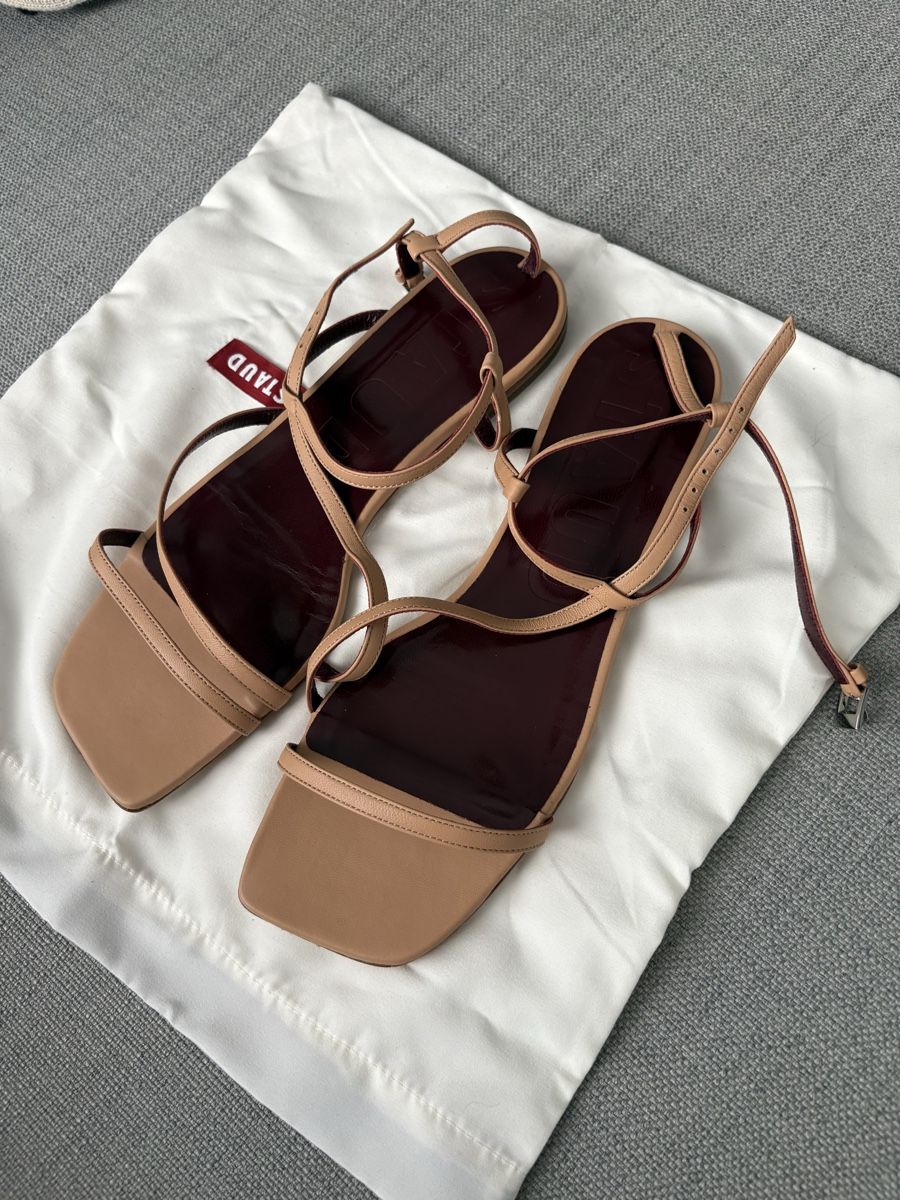 Scarpe da donna: STAUD Sandale / Gr 41 / Neu! – Nuovo e nell'imballaggio originale da Zürich venduto da auto-moto 7