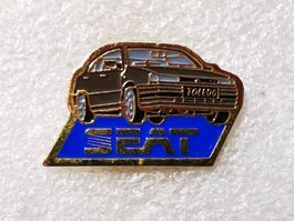 Ansteckpin 52: Seat