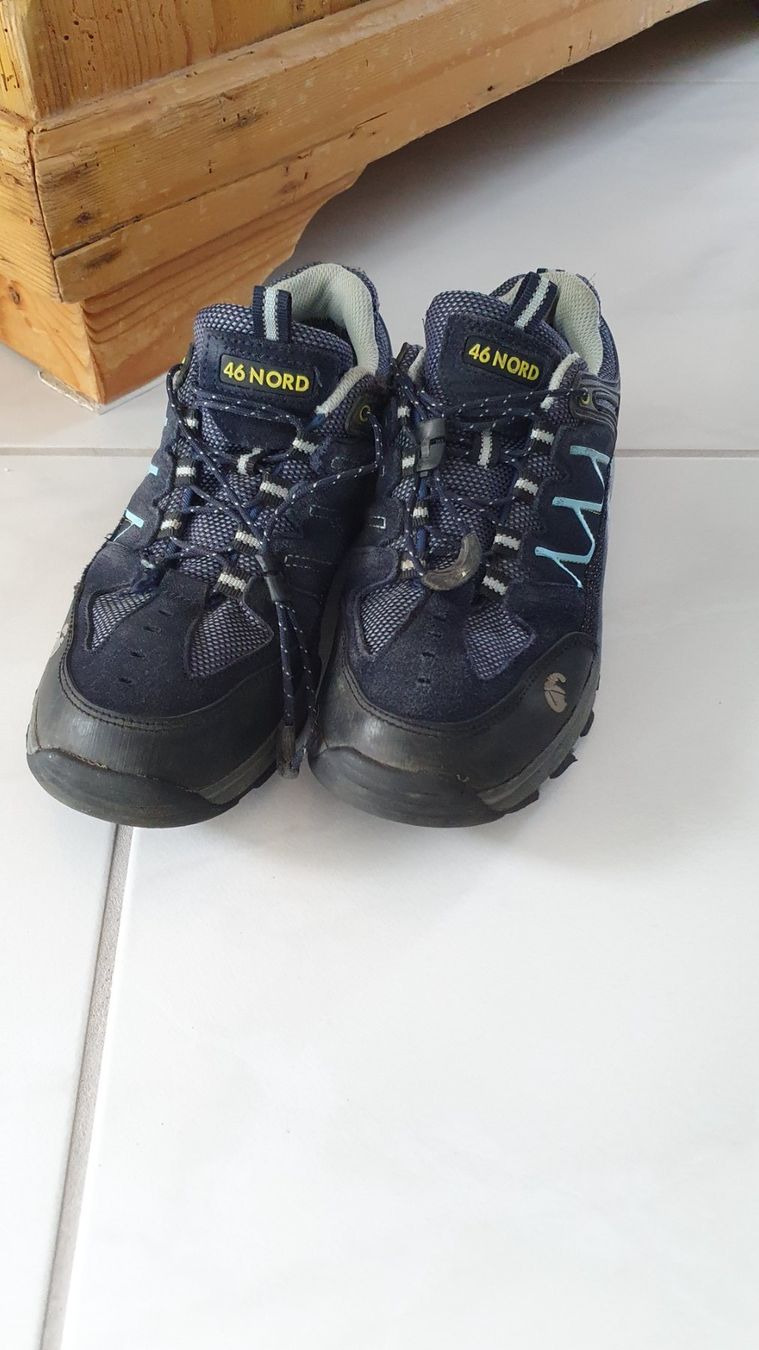 46 Nord Scarpe per ragazzi: Trekkingschuhe 46 NORD Gr. 38 – Usato da Dürnten venduto da Rotorua07 1