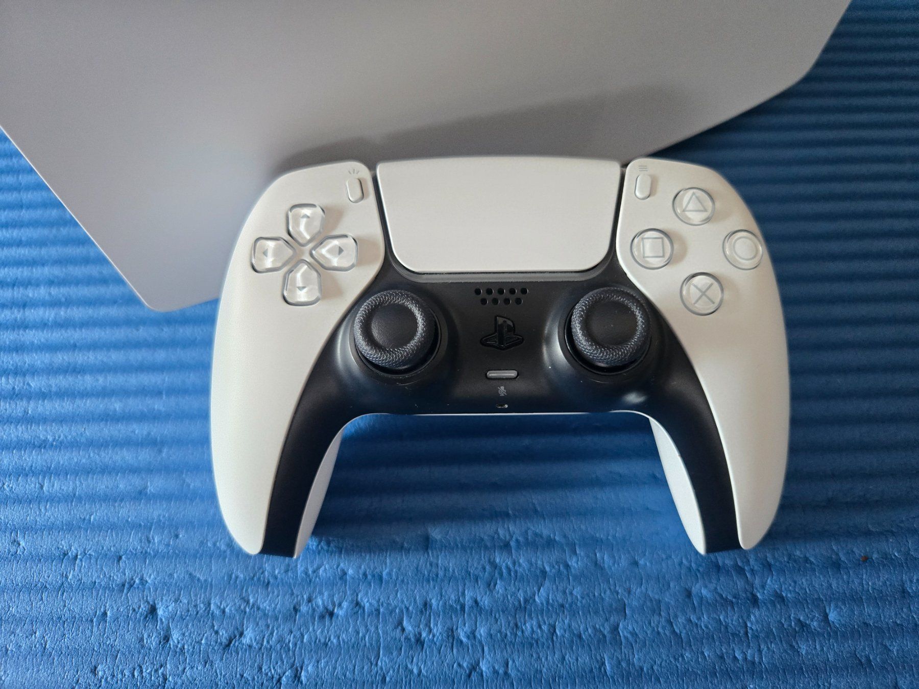 Sony Console: Playstation 5 Disc edition 825 GB – Usato da Lugano venduto da giu_8czm 3
