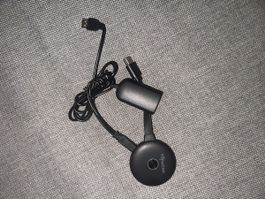 Récepteur multimédia TypeCee noir avec câble inclus