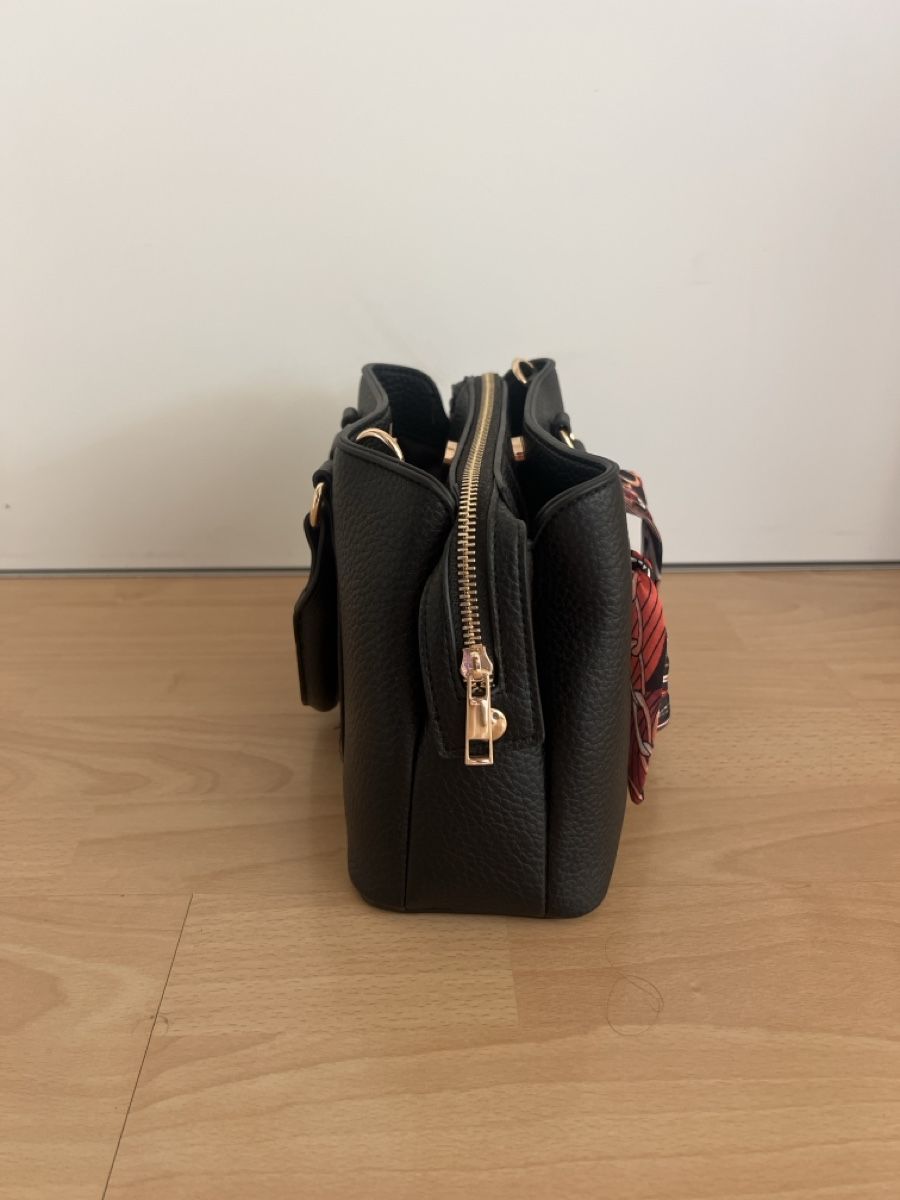 Taschen für Damen: Handtasche Schwarz mit Halstuch neu – Neu und originalverpackt aus Villmergen von Elcus7 1