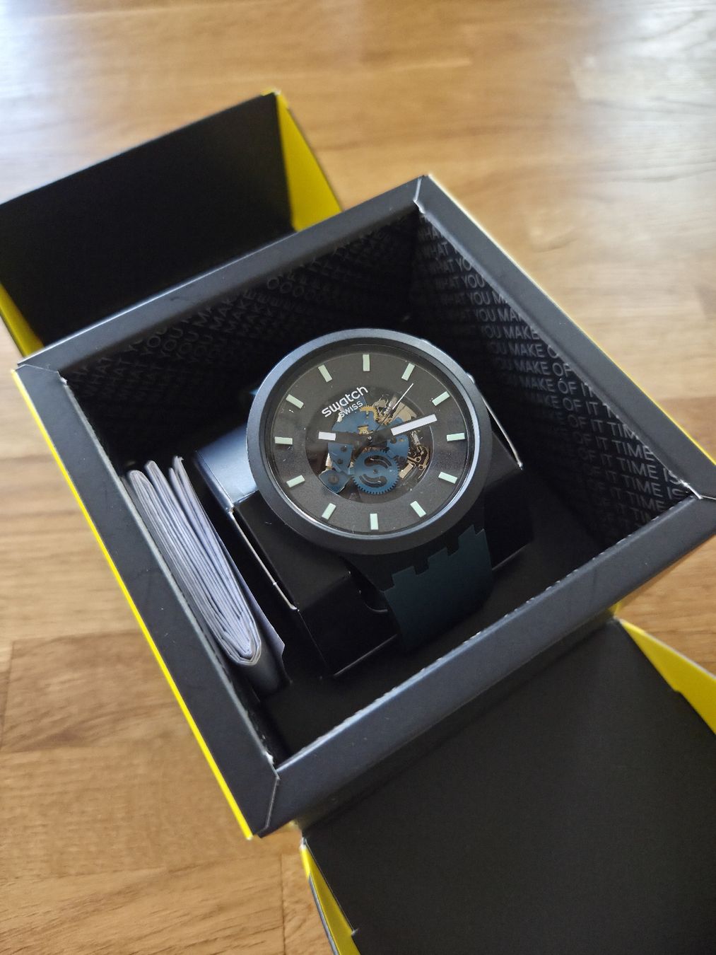 Swatch Montres: Swatch Night Trip mit Swatch Pay Funktion – D'occasion à Buchrain par blauersonntag 2
