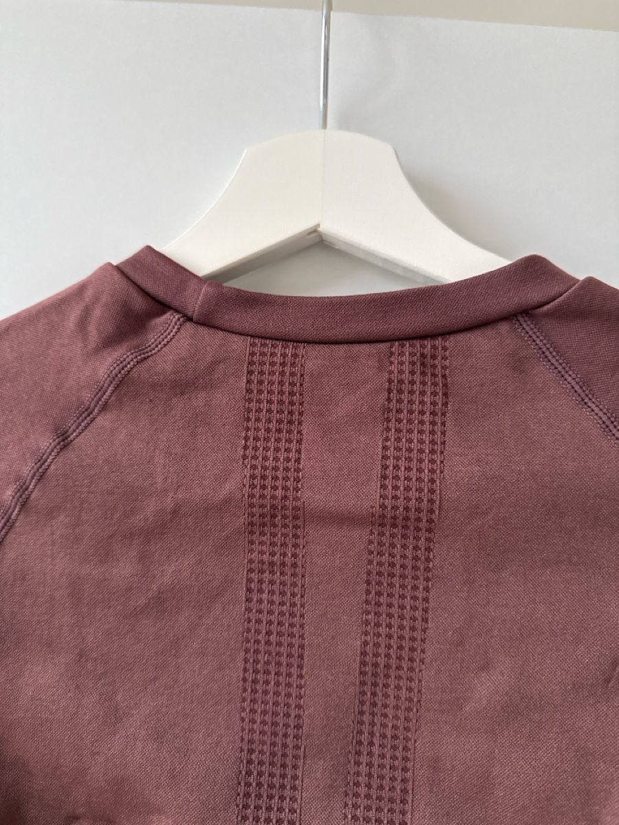 T-Shirts: Sportshirt – Neu (gemäss Beschreibung) aus Kriens von g_b_mk7j 6