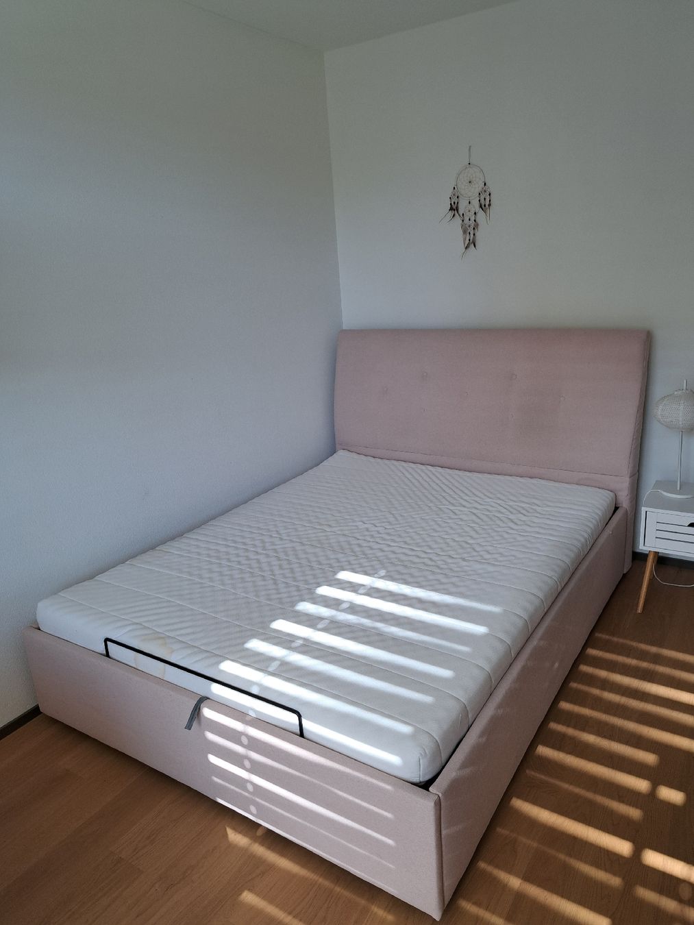 Ikea Letti: IKEA Doppelbett 180x200 mit Matratze! – Usato da Zürich venduto da dor_lvc5 1