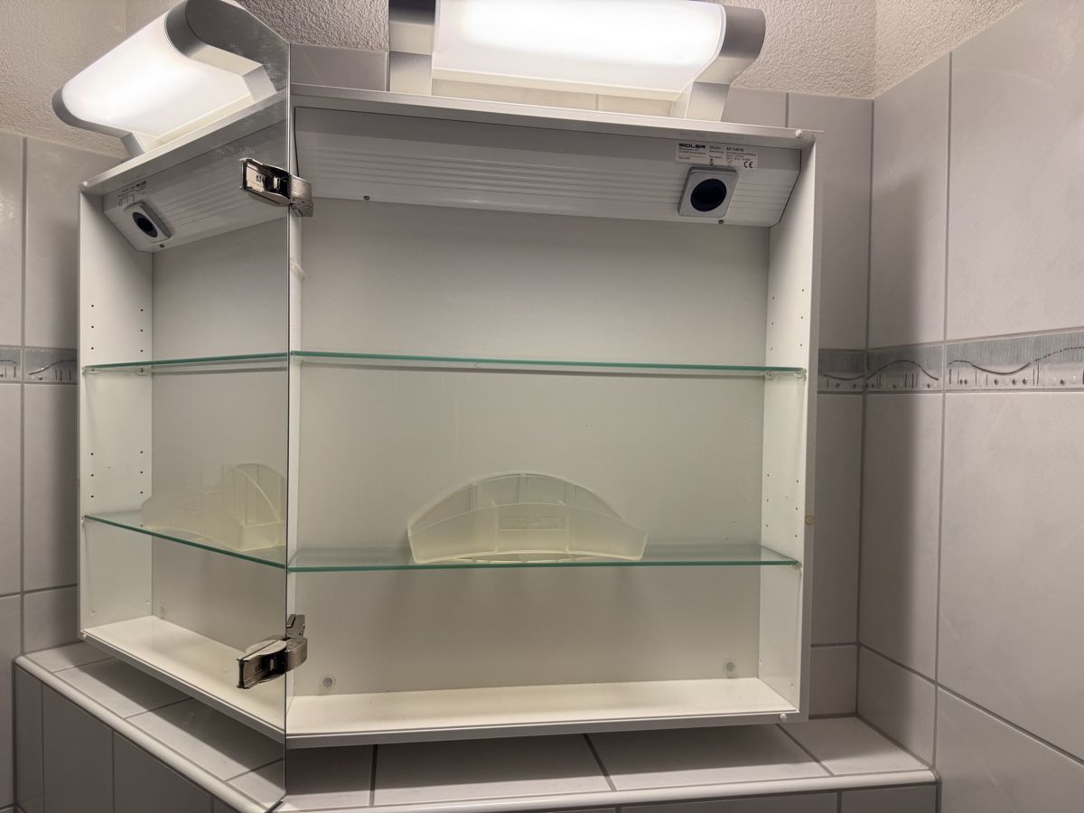 Armoires miroirs: Spiegelschrank – D'occasion à Holzhäusern ZG par Kroko33 1
