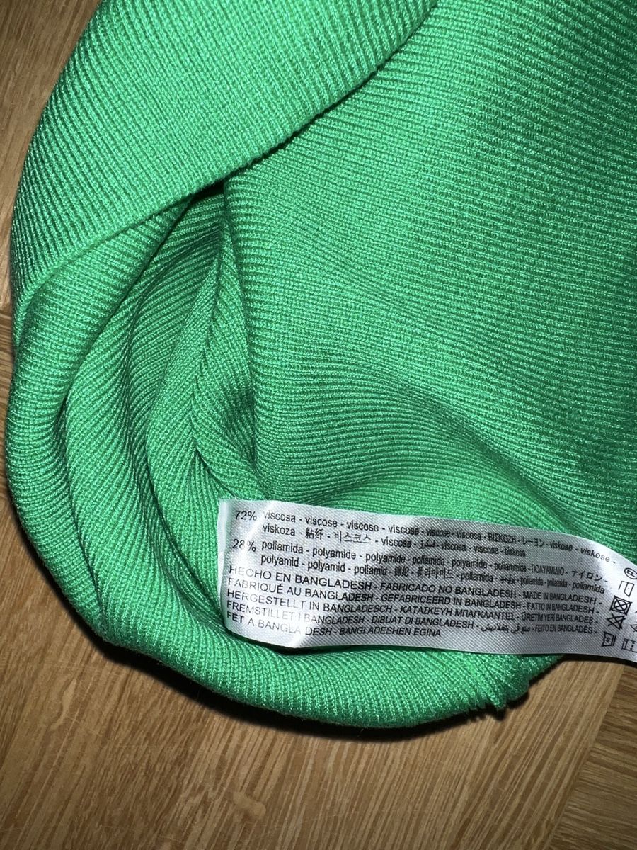 Zara T-shirt: Zara Top – Nuovo (secondo la descrizione) da Biel/Bienne venduto da Peeeep10 2