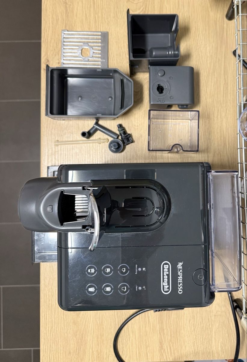 De'Longhi Macchine per caffè & Macchine per espresso: Delonghi Lattissima Touch Nespresso – Usato da Winterthur venduto da max_lz7n 6