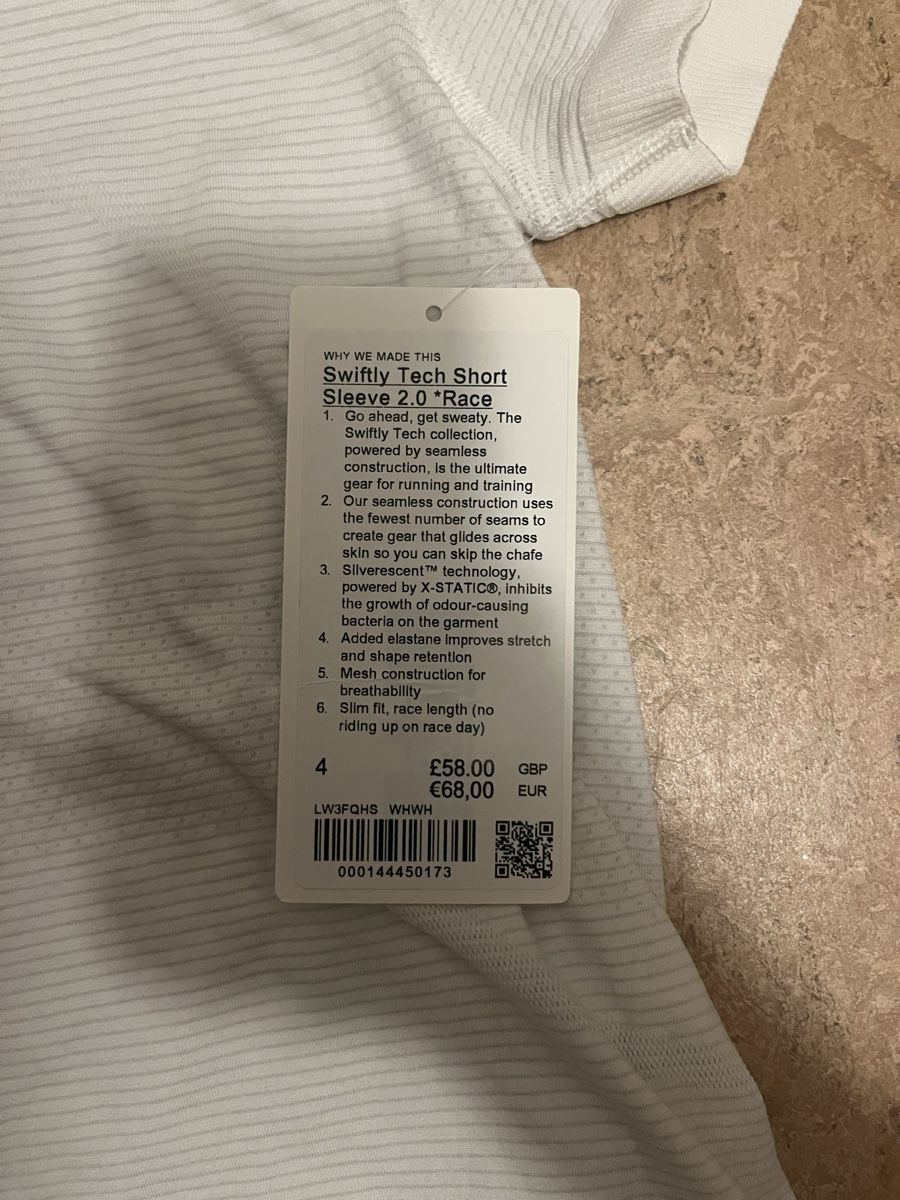 Lululemon T-shirt: Lululemon Shirt – Nuovo e nell'imballaggio originale da Ennenda venduto da mir_bx27 2
