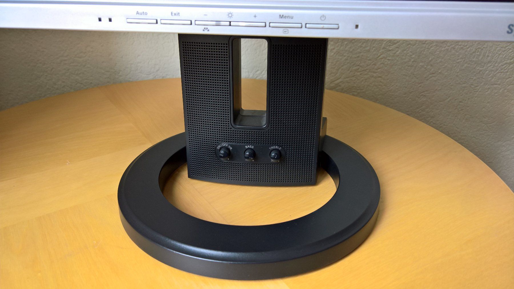 Samsung Monitor: Samsung Monitore Synchmaster – Usato da Bern venduto da tamczu 1