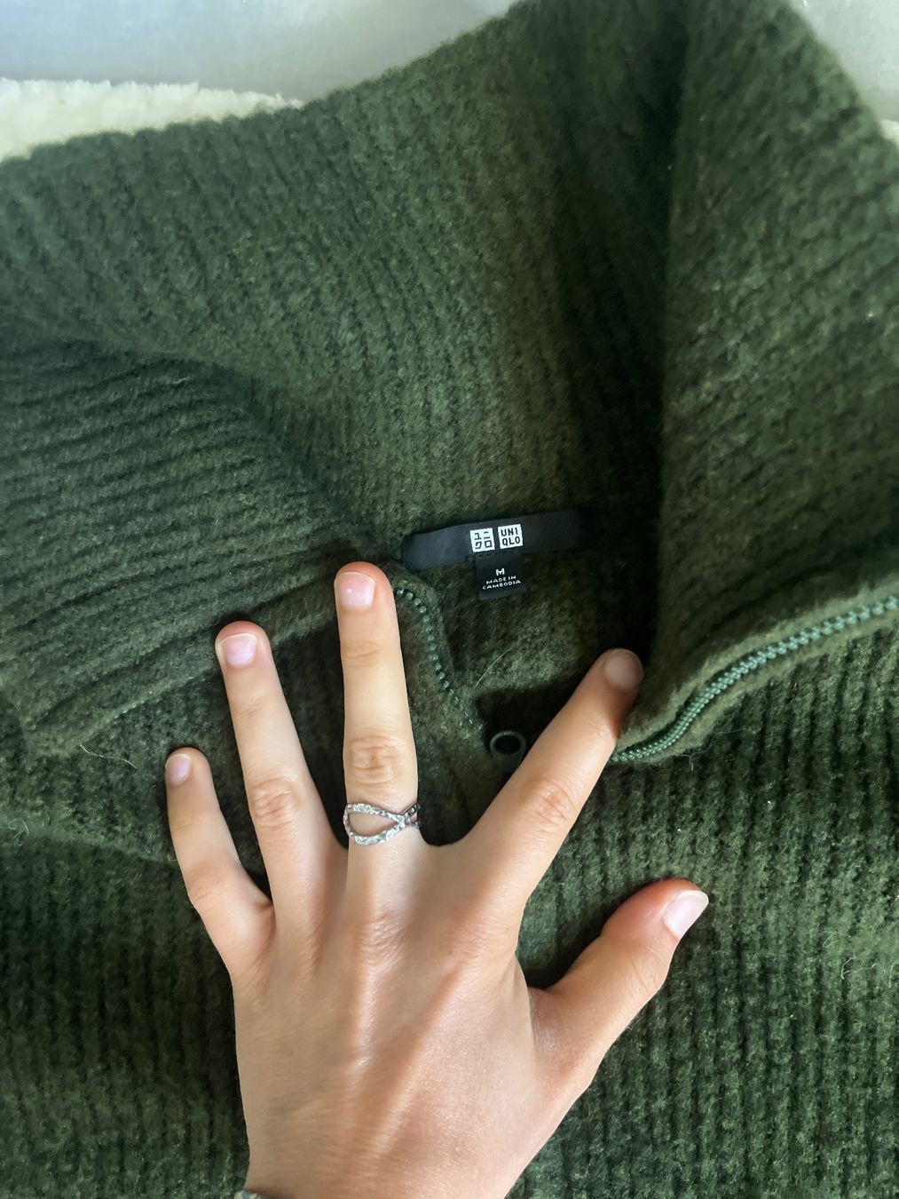 Uniqlo Maglioni & Felpe: Pull zippé Uniqlo – Usato da Biel/Bienne venduto da Jldiee 2